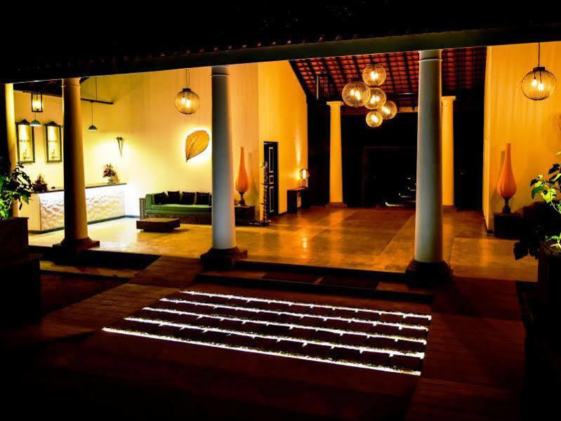 Rangiri Dambulla Resort Esterno foto